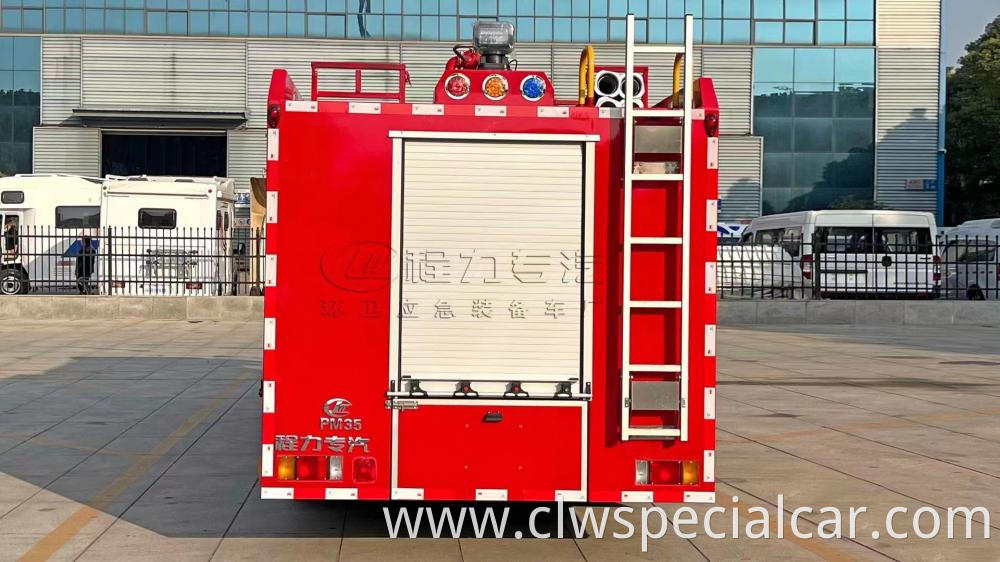 Isuzu 700p Firefighting Truck 7 Jpg